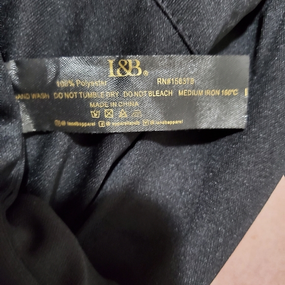 Black sequin mini skirt - Picture 6 of 6